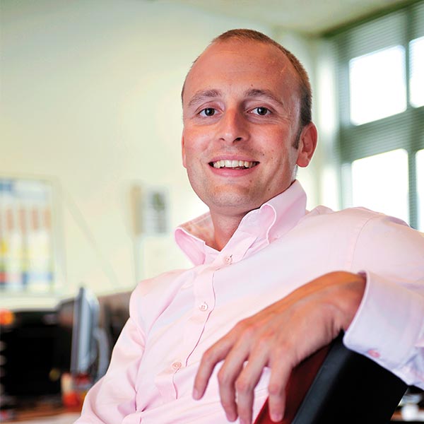 schults-nederland-review-joris-raaijmaakers-bouwbedrijf-waalr schults-nederland-review-joris-raaijmaakers-bouwbedrijf-waalr